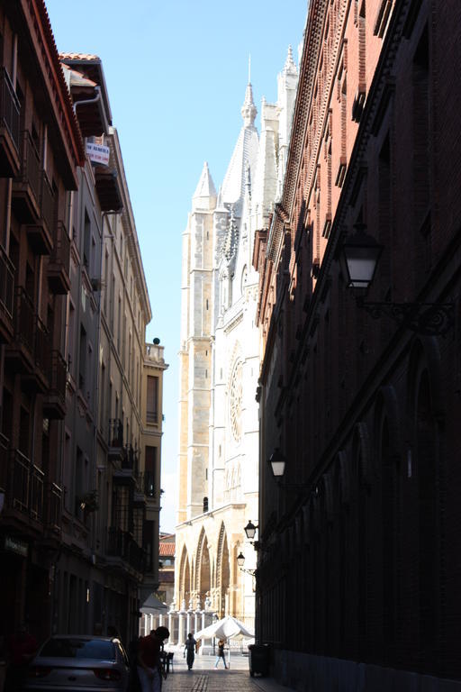 Apartamento La Cenicienta Catedral レオン 部屋 写真